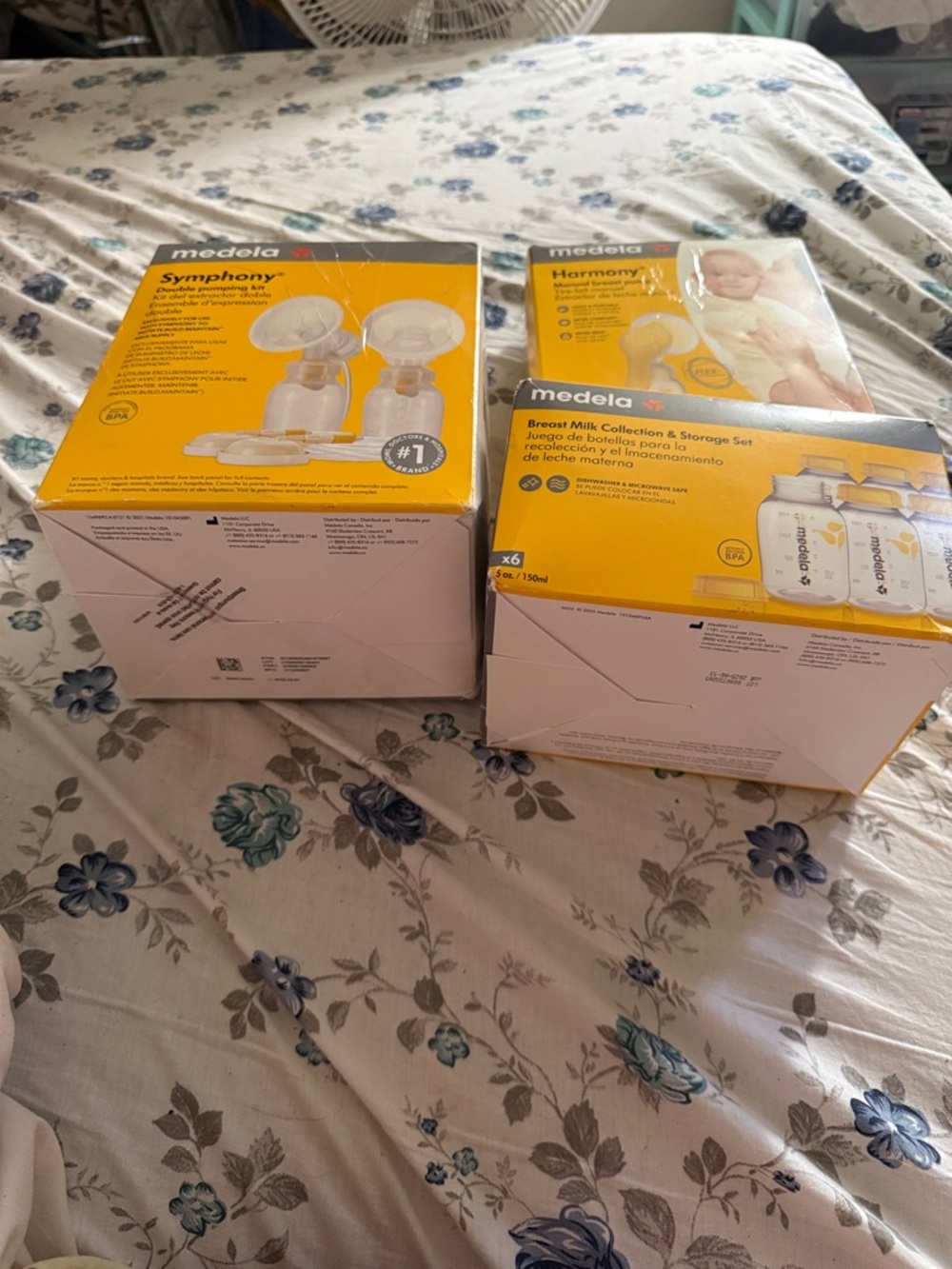 Medela Breast Milk Collection & Storage Set in Yellow and White Packaging